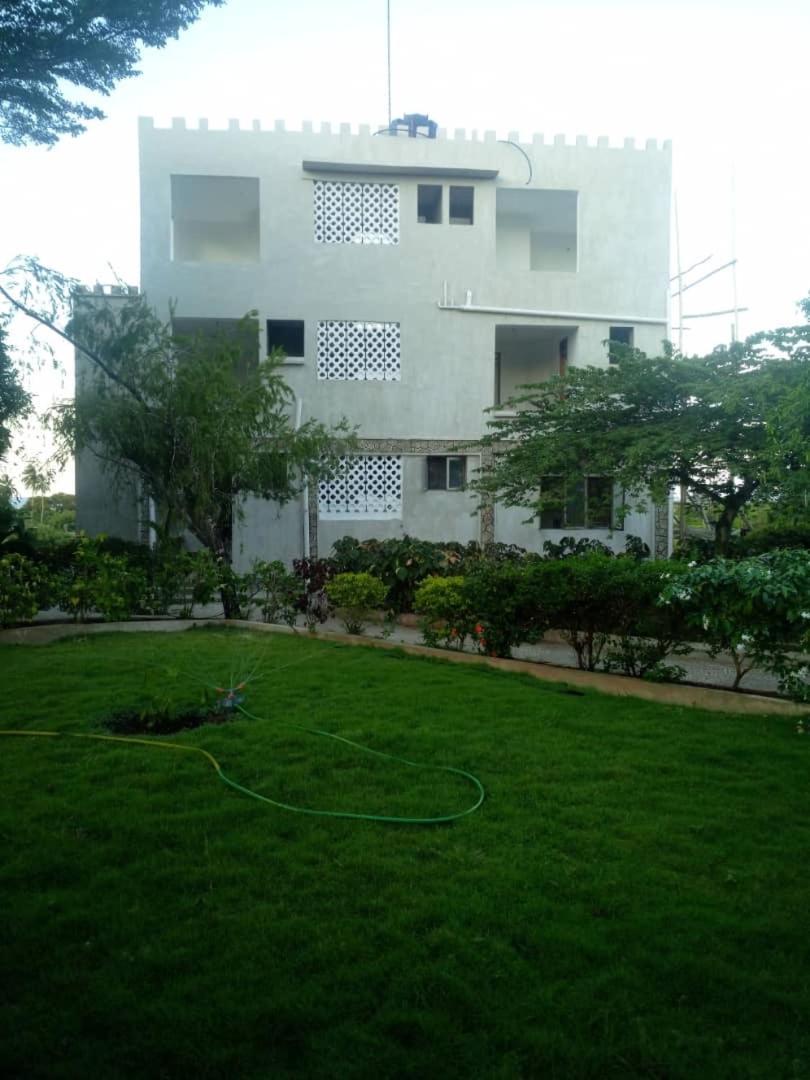 Mikoko Beach & Cottages Bagamoyo Exterior foto